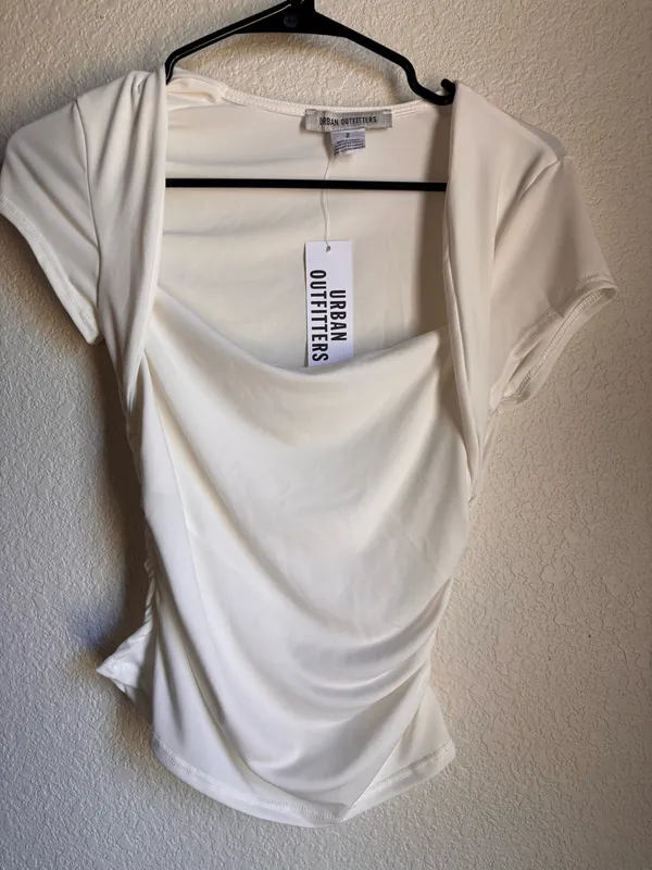 White cowl neck top - Image 2