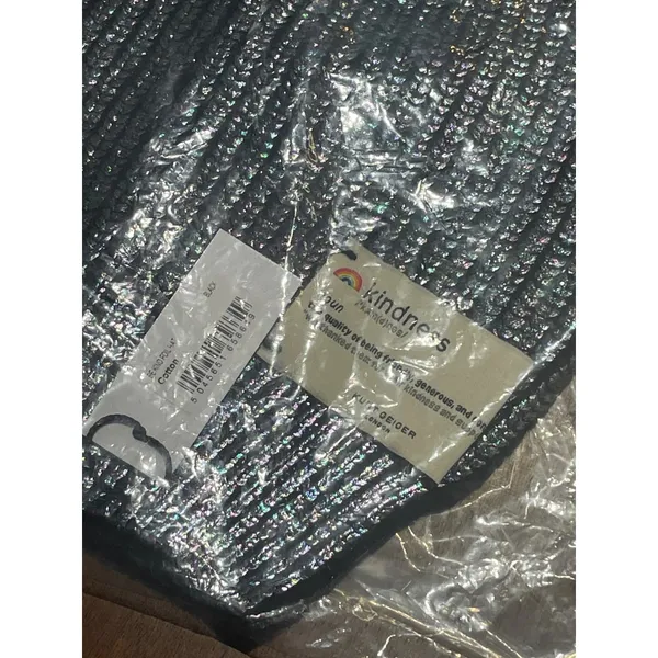 Kurt Geiger London Be Kindness Foil Rib Beanie in Black OS New Womens Skully - Image 4
