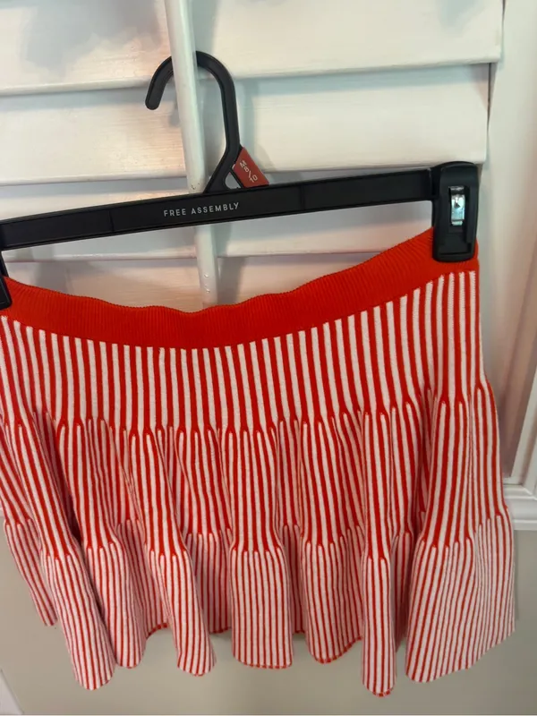 Free Assembly Orange And White Tank And Skirt Set Size Medium - Image 6