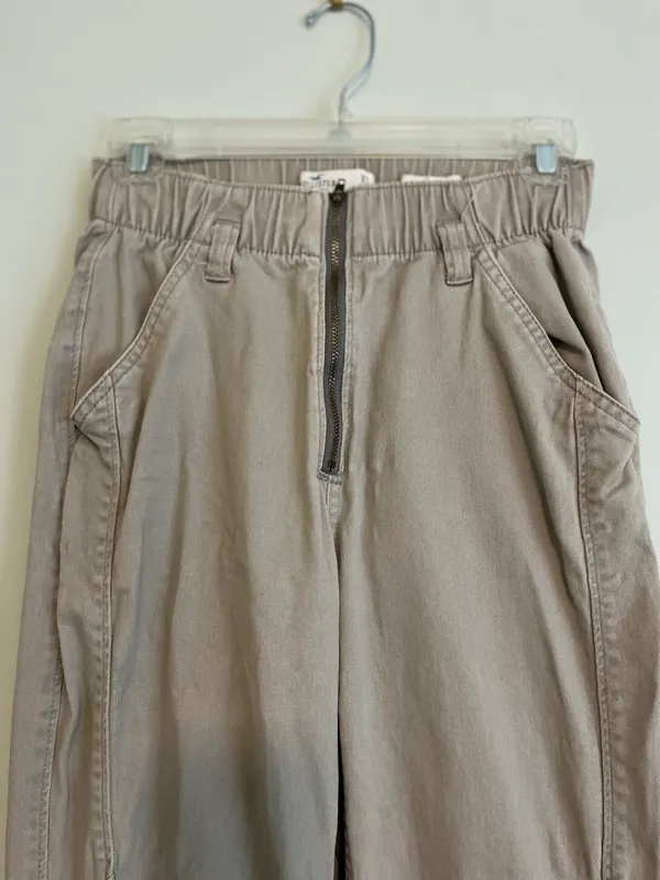 Hollister Ultra High Rise Joggers - Image 2