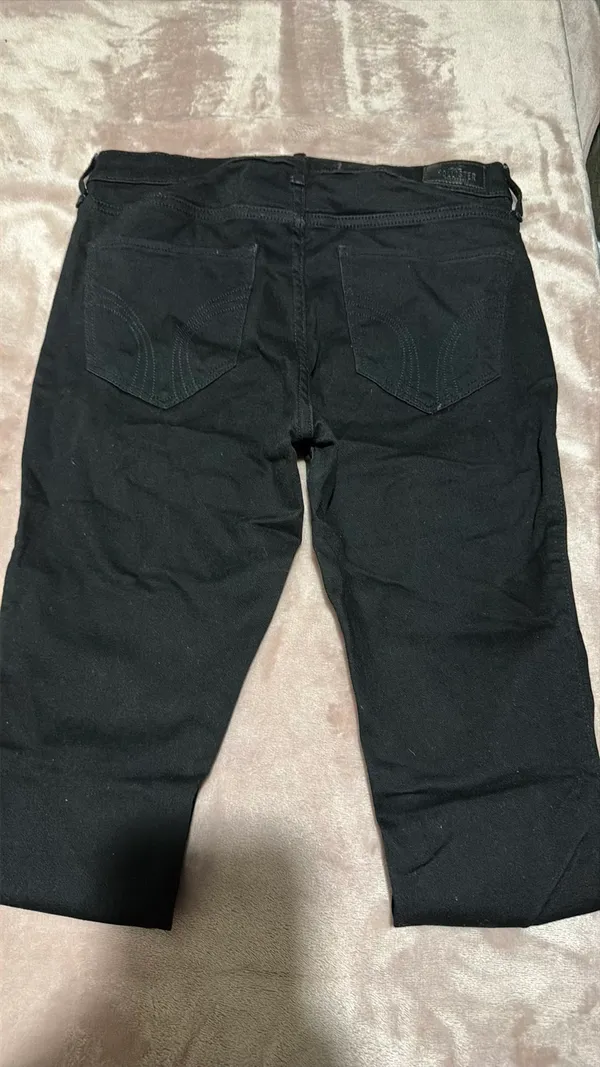 High-Rise Super Skinny Hollister - Image 5