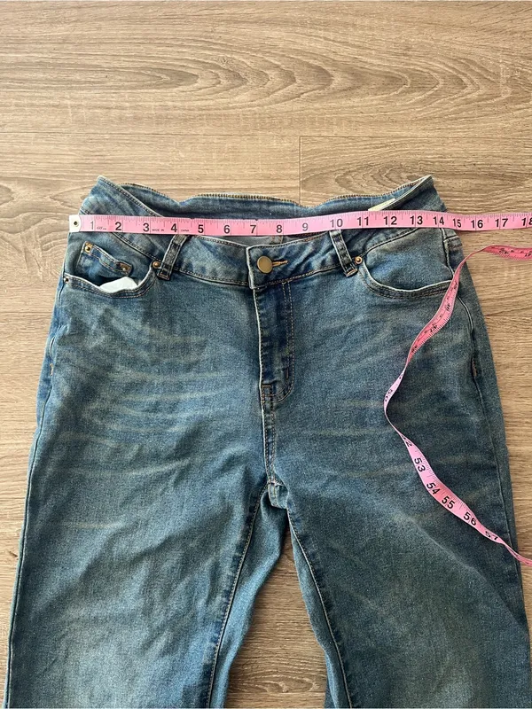 Daze Flare Jeans Womens Medium Blue Wash Low Rise Stretch Denim Y2K Raw Hem - Image 10