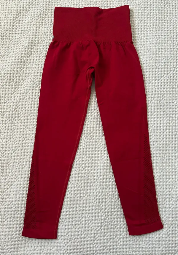 Senita Athletics Beyond Seamless 7/8 Capris - Image 2