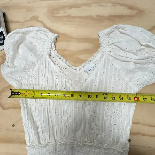 Sky to Moon Eyelet Lace Mini Dress Puff Sleeve Smocked Waist‎ Small White Boho - Image 11