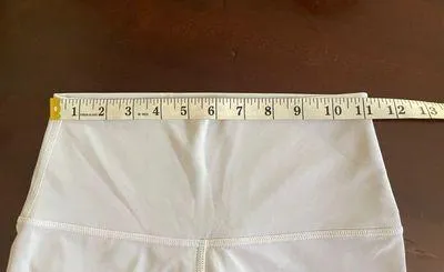 Lululemon Used Light Green Leggings Size S - Image 5