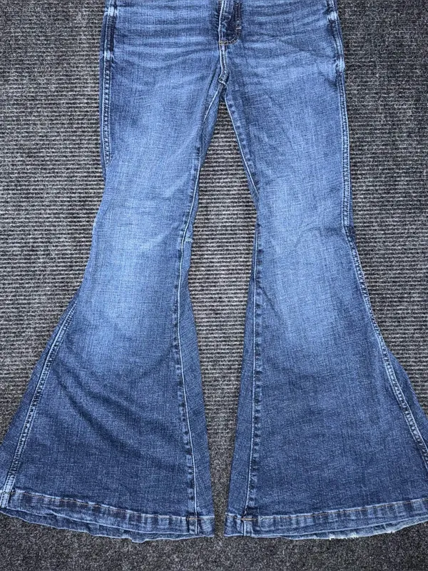 Wrangler Retro High Rise Trumpet Super Flare Bell Bottom Jeans Sz 26x31 Western - Image 5