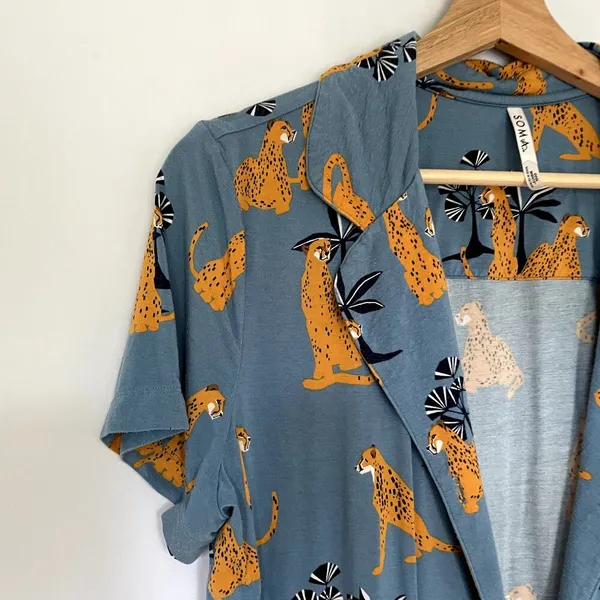 Soma button down pajama top soft short sleeves leopards big cats women L rayon - Image 2