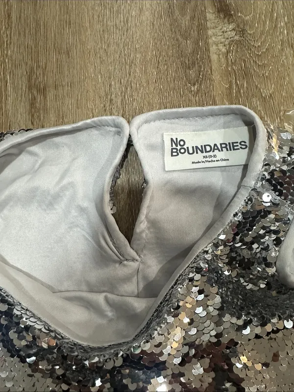 No Boundaries Silver Sequin Tank Top - Image 2