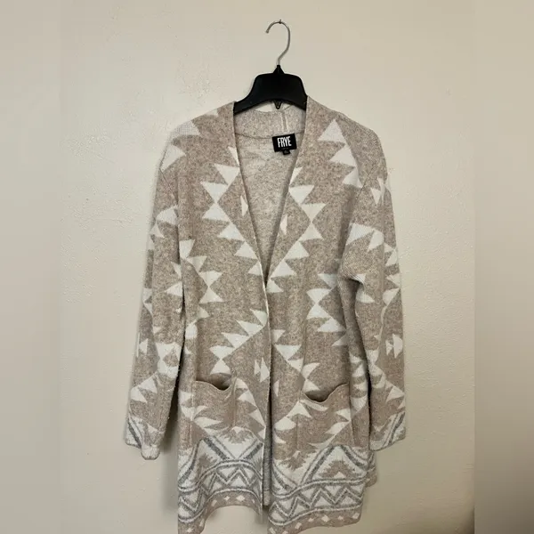 Frye women’s the cozy cardigan size large - Image 2