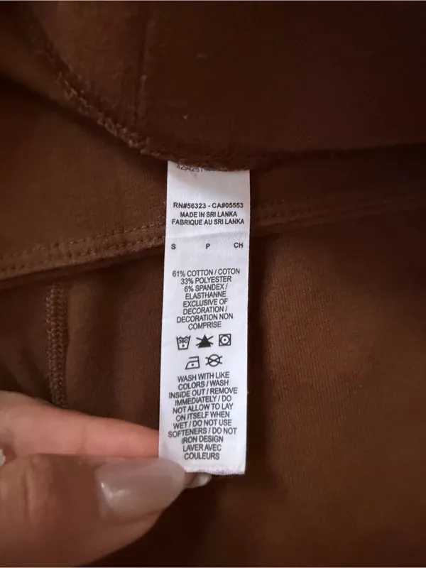 Nike Brown Athletic Bike Shorts with White Swoosh - Image 2