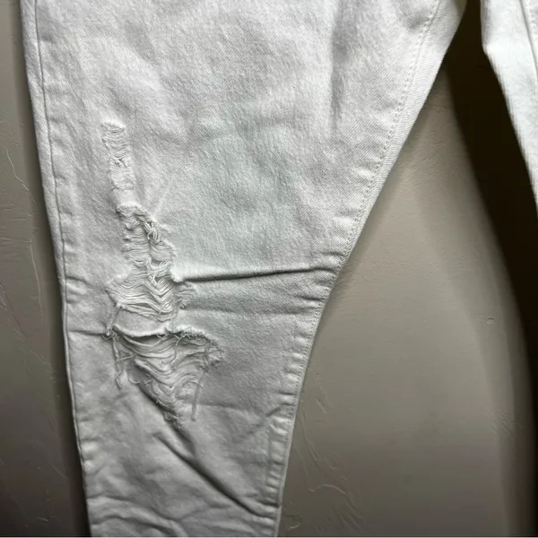 NWT Levi's 501’s White Distressed High‎ Rise Raw Hem Straight Leg Denim Jeans - Image 8