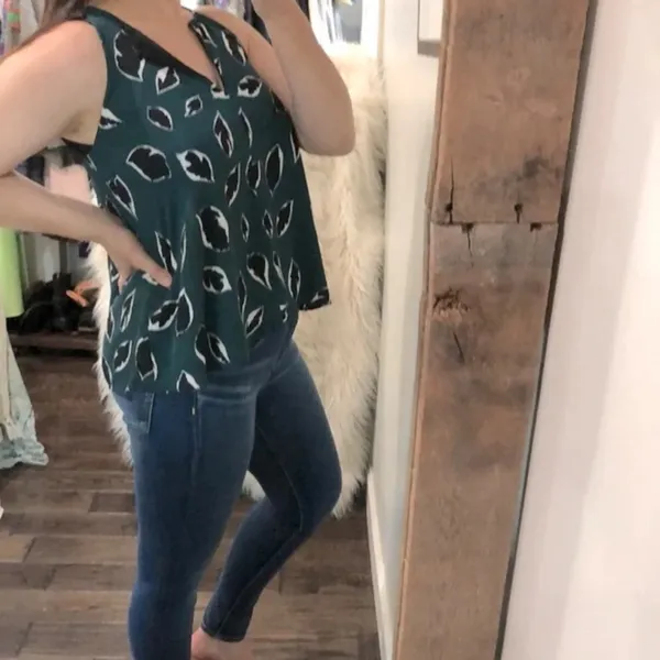 Loft green and black halter neck top size small - Image 3