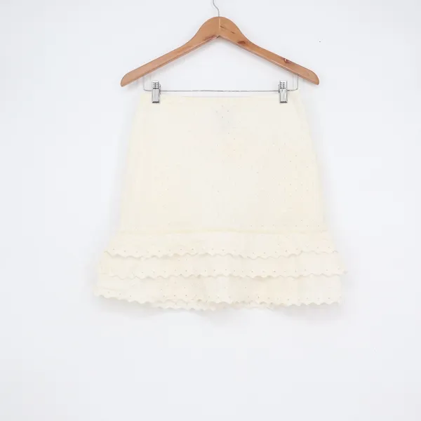 The Limited Cream Eyelet Cotton Mini Skirt Tiered Ruffle Hem Size 4 Embroidered - Image 2