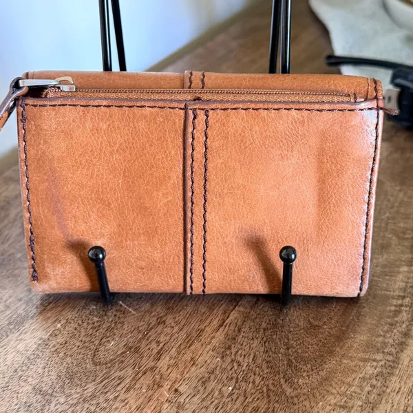 Vintage Fossil Cognac Brown Leather Trifold Wallet‎ Keyhole Snap Y2K Boho Rustic - Image 9