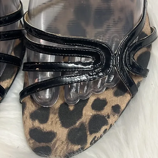 GUESS Leopard Print and Patent Leather‎ Strappy Heels BIN 12 - Image 3