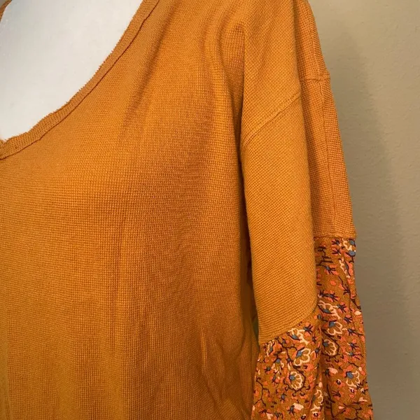ANTHROPOLOGIE Annette Thermal Waffle Knit/Floral Top - Small - Image 5
