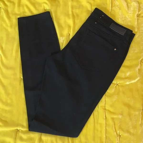 Ave B Ultra Skinny Size 4 Black Jeans - Image 10