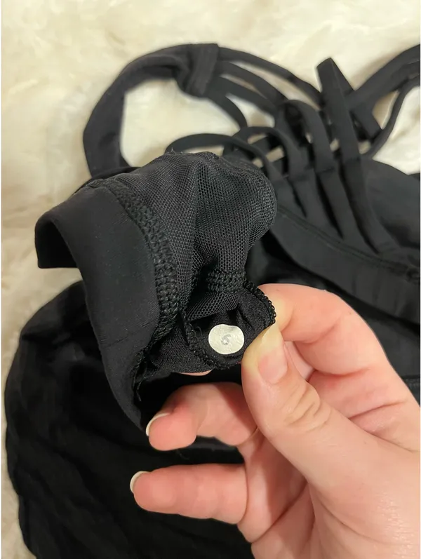 Lululemon tank - Image 2