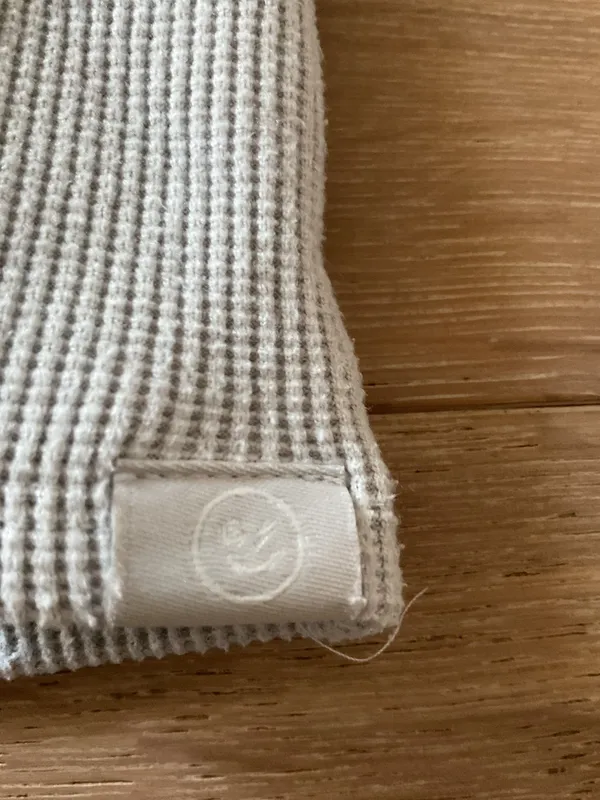 Ribbed Hollister Long Sleeve - Image 3