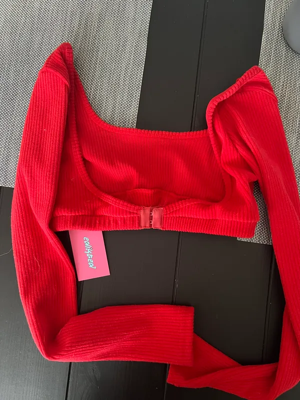 Edikted Red Sydney Ribbed Open Back Crop - Image 3