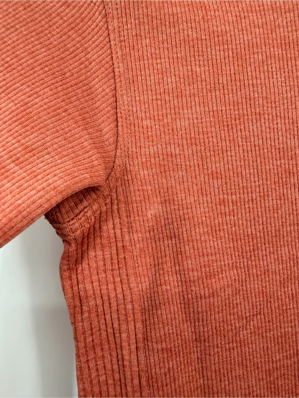 Lululemon Yin Vibes Turtleneck Size 4 Copper Clay Ribbed Seamless Top - Image 11