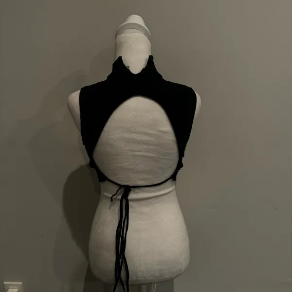 Motel Rocks Ballack & Red ‘Make Boys Cry’ Sleeveless Crop Top - Image 4