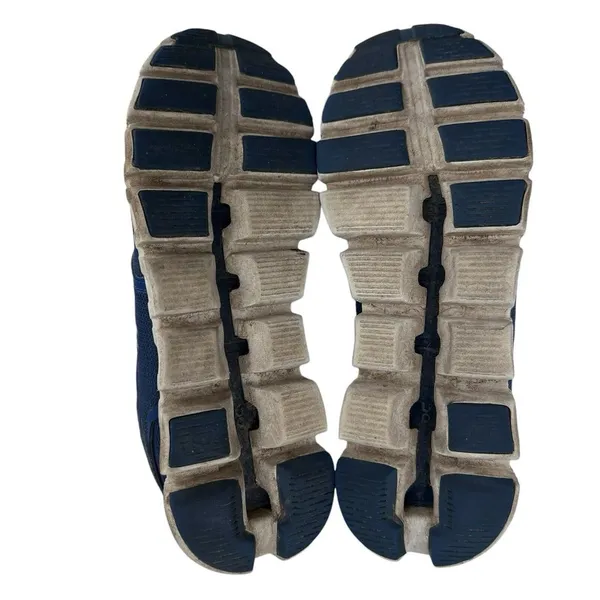 ON‎ Women's Cloud 5 Running Shoe Denim/White Blue Size 8.5 - Image 6