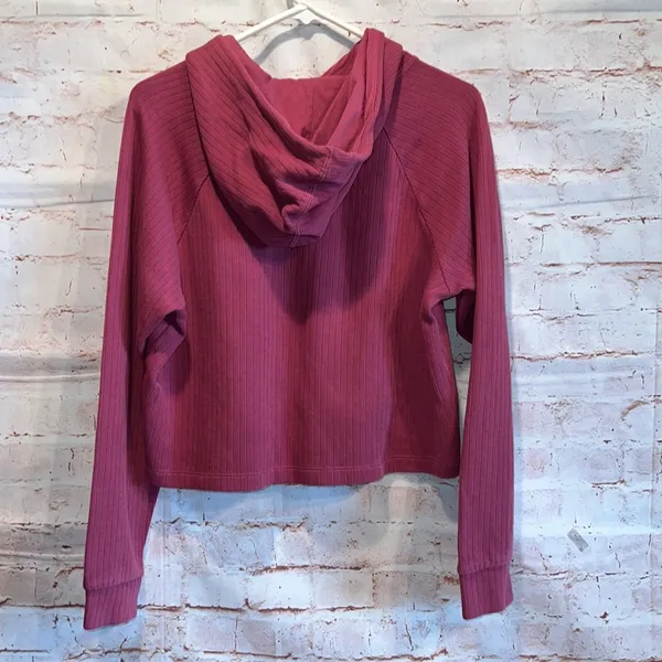 Nike ribbed cropped hooded long sleeve shirt pullover Medium logo maroon - Image 4