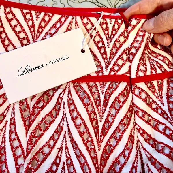 NWT Lovers + Friends Bizzy High Waist Wide Leg Embroidered Chevron Shorts~ L💛 - Image 7