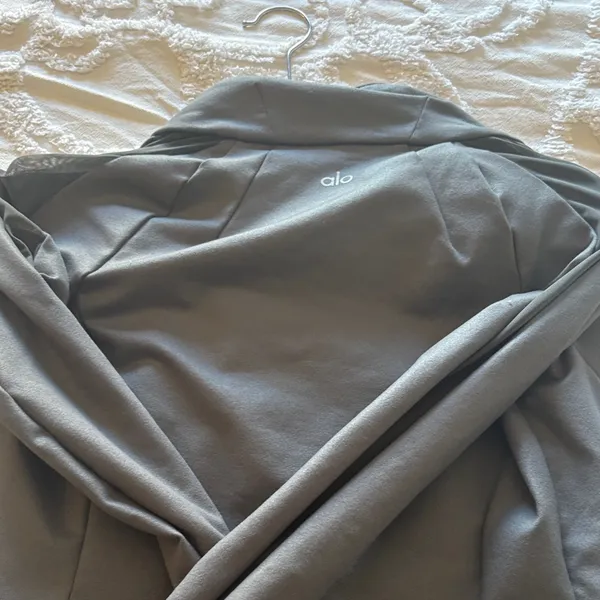 Alo Gray Zip-Up Jacket - Image 3