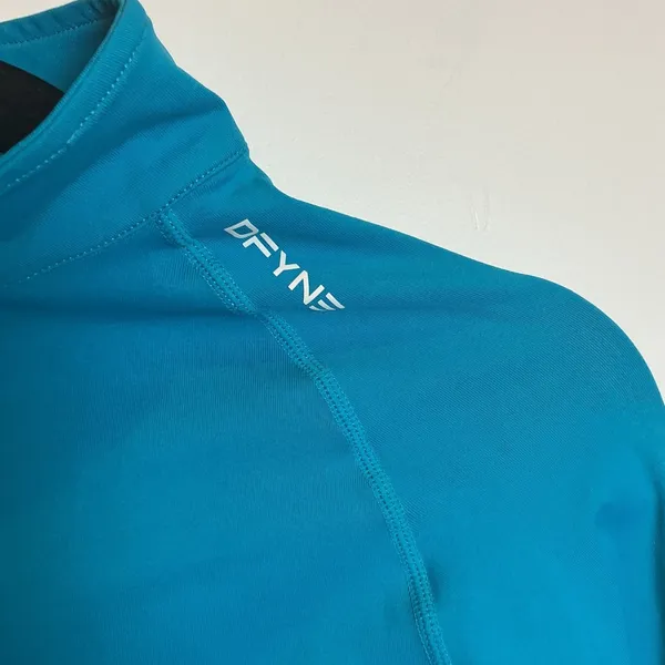 DFYNE Impact Half Zippy Teal Blue Quarter Zip Thumbhole Crop Top XS Activewear - Image 2