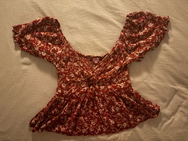 Francesca's Twist Front Top - Image 5