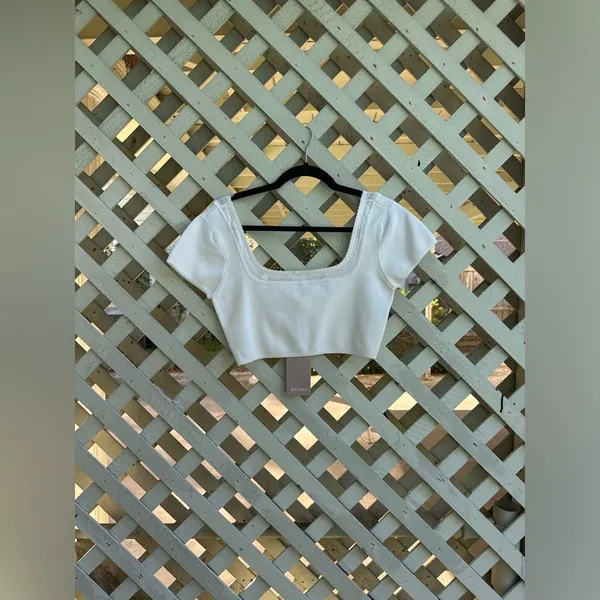 ❤️MESHKI Penelope Pointelle Knit Crop Top - Image 2