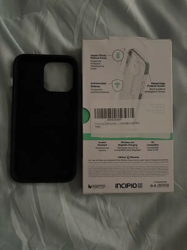 iPhone Case Incipio - Image 2