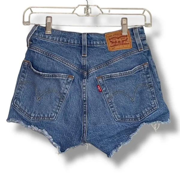 Levi’s 501 button fly distressed cutoff denim shorts size 24 - Image 3