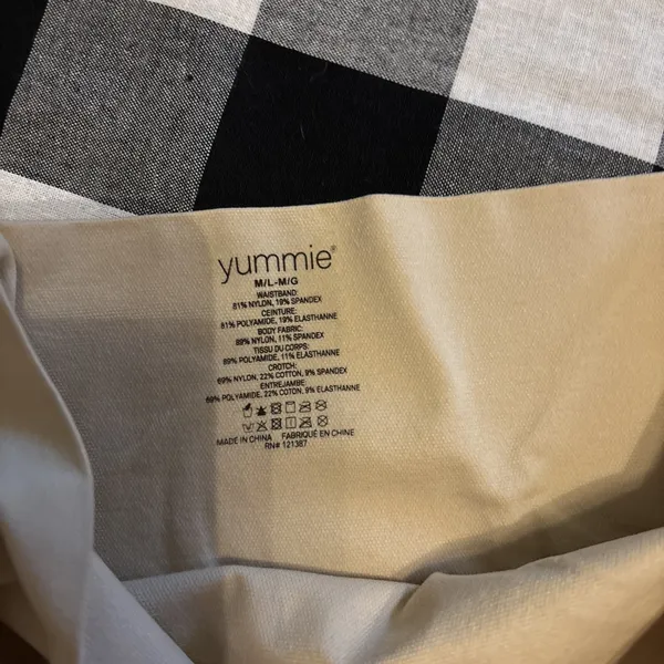 Yummie Shorts Womens M/L Medium Large Beige Frap Shortie Shapewear - Image 4