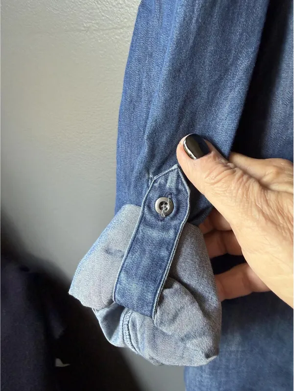 NWT’s Bandolino XL Denim Shirt with Lace-Up Front - Image 6