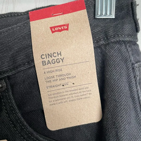 Levi’s Women’s High Rise Cinch Baggy Jeans - Black Wash Size 28 X 31 NWT - Image 9