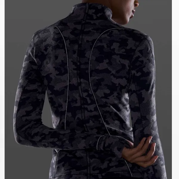 Lululemon Run Briskly 1/2 Zip Long Sleeve Shirt Camo Black Lunar Rock Size 6 - Image 5