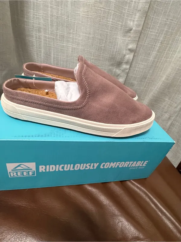 Reef Coastal Breeze Leather Mule in Pale Mauve - Image 7