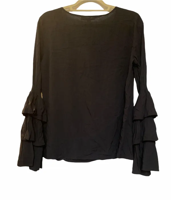 Solitaire blouse bell sleeve size medium - Image 2