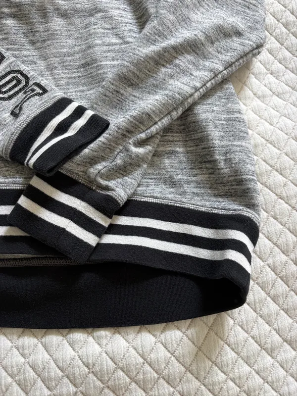 VS Pink Pullover Quarter Zip - Image 4