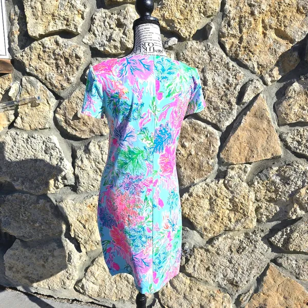 Lilly Pulitzer Blue Floral Midi Dress with Pink & Green Accents - Image 2