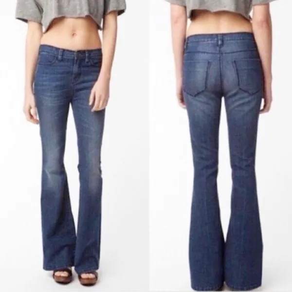 Anthropologie Flare Jeans Size 27 Denim high rise Blue - Image 2