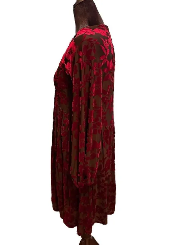 Just... Taylor Burgundy Floral Burnout Velvet Tiered V-Neck Dress Size 6 - Image 3