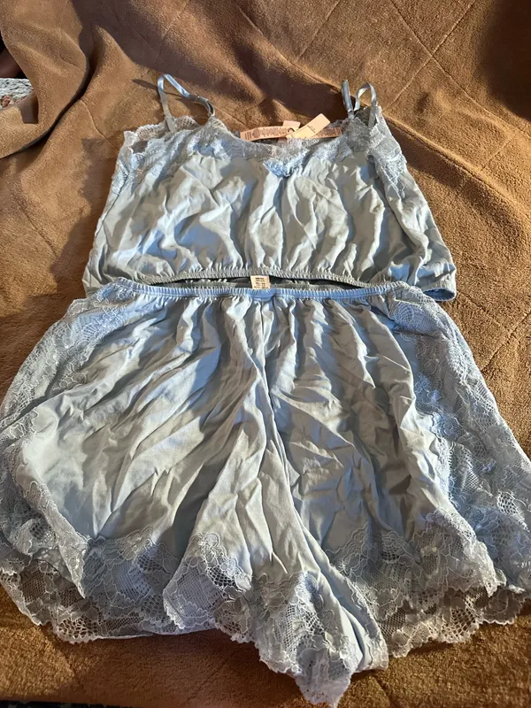 Victoria’S Secret 2 Piece Sleep Set - Image 6