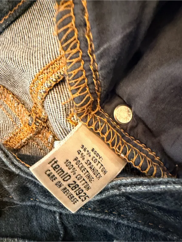 L.L.Bean Size 8 Regular Classic Fit Bootcut Stretch Dark Wash Denim Jeans - Image 10