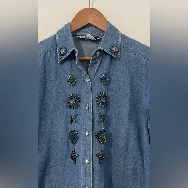 Vintage New Frontier Beaded Denim Button Up Shirt Southwestern Country Sz Small - Image 3