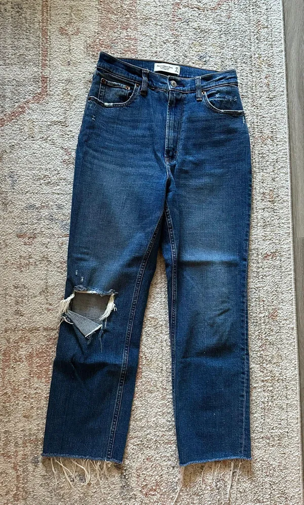 Jeans - Image 2