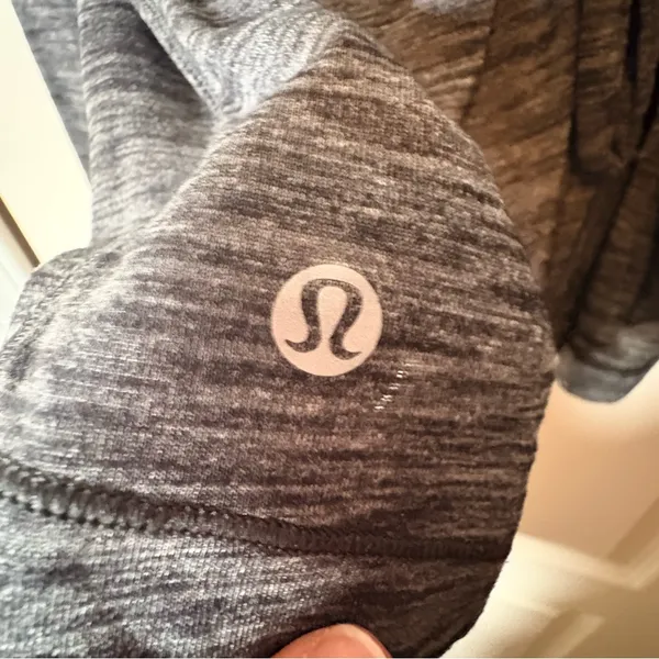 Lululemon Laced With Intent Long Sleeve. Excellent Condition. Medium Heathered - Image 3